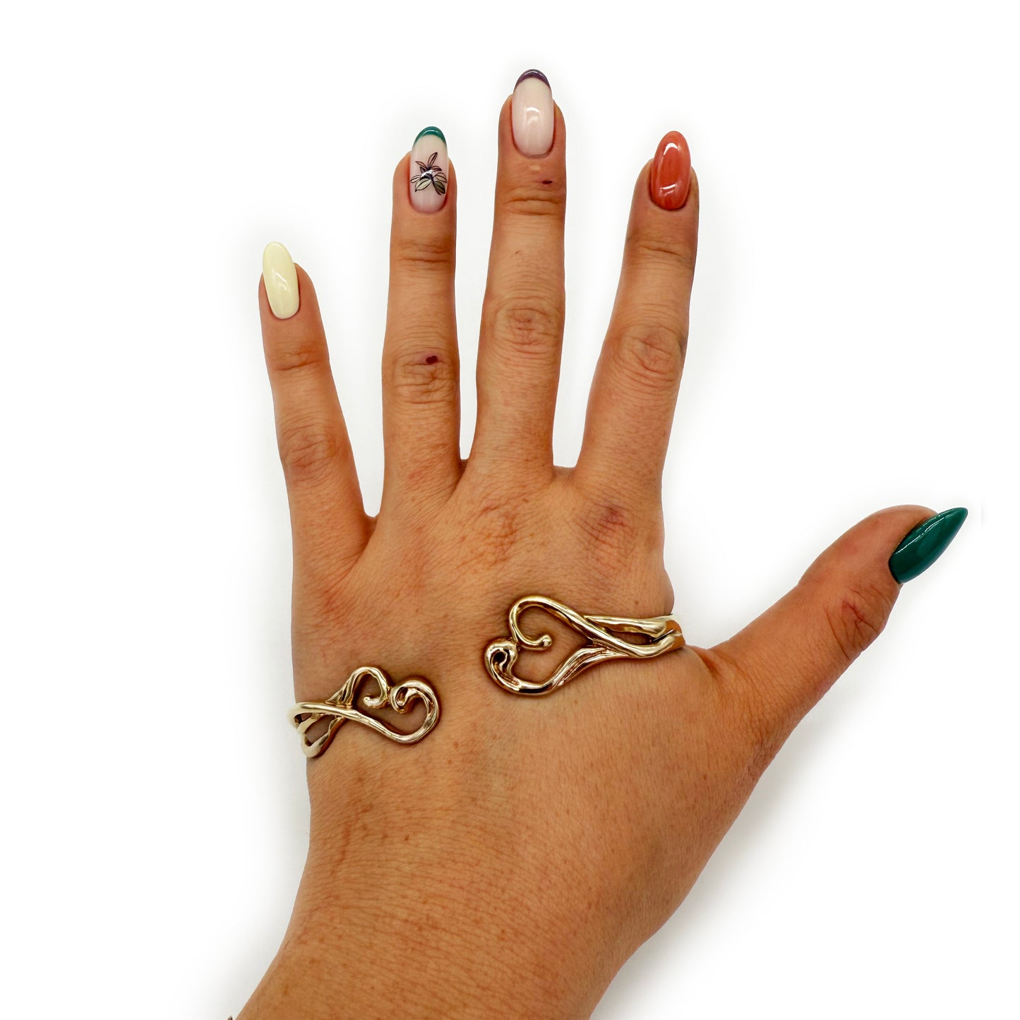 Ainalgan Brass Hand Cuff