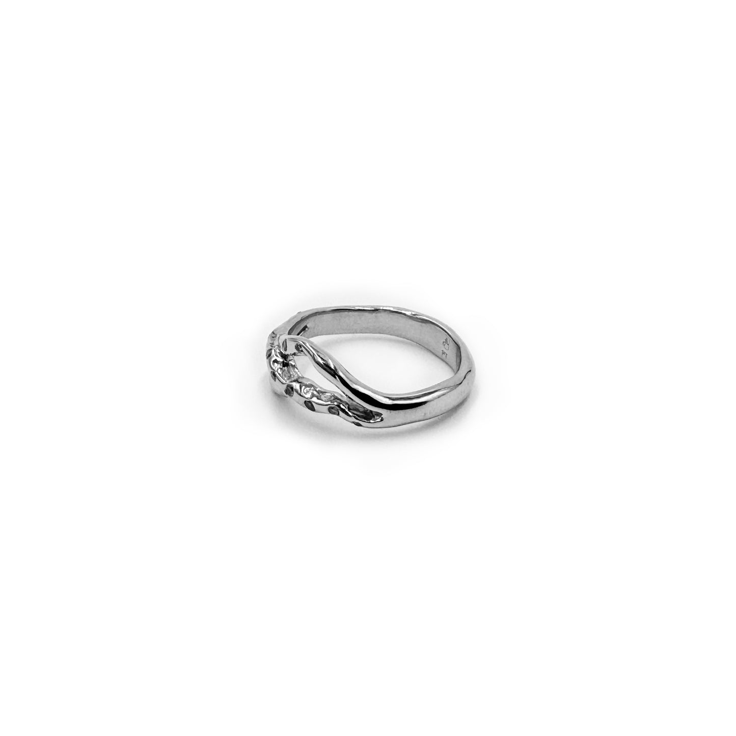 L'amour Toujours Platinum Ring with Diamonds