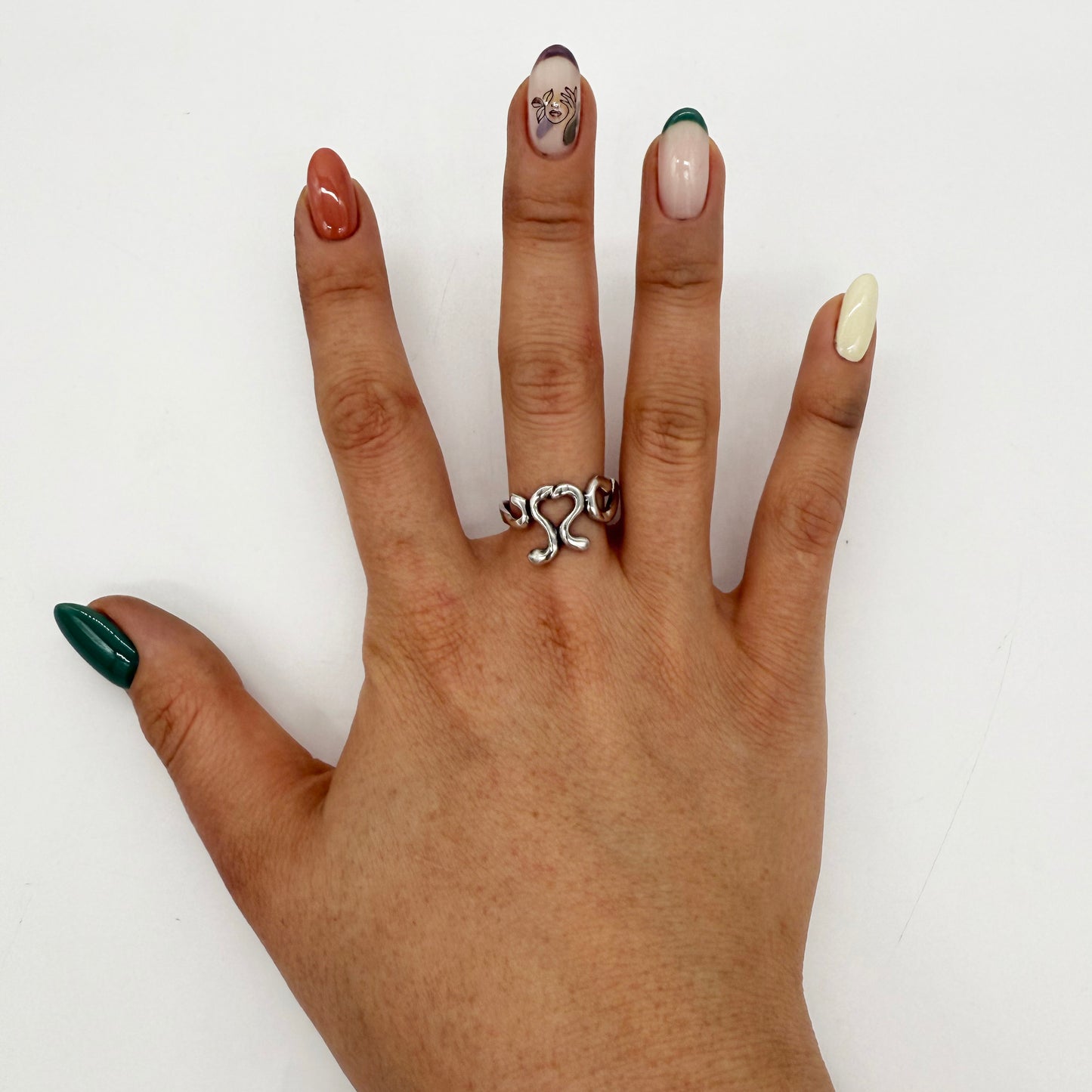
                  
                    Asyl Silver Dainty Ring
                  
                
